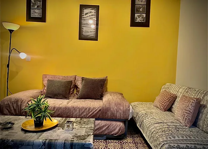 Violeta Apartment With Cozy Balcony Sevilla